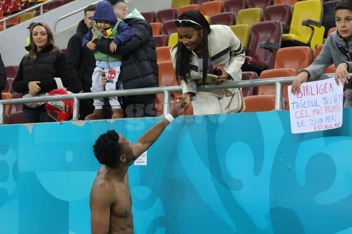 Siyabonga Ngezana, surprins de un copil după FCSB - U Cluj! Cadoul a ajuns în brațele partenerei