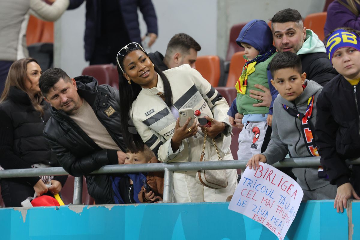 Siyabonga Ngezana, surprins de un copil după FCSB - U Cluj! Cadoul a ajuns în brațele partenerei