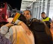 Jucătoarele au venit la suporteri, au luat copiii în brațe, au dat autografe / foto: GSP
