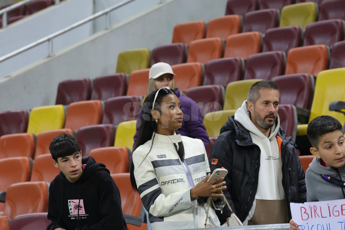 Siyabonga Ngezana, surprins de un copil după FCSB - U Cluj! Cadoul a ajuns în brațele partenerei