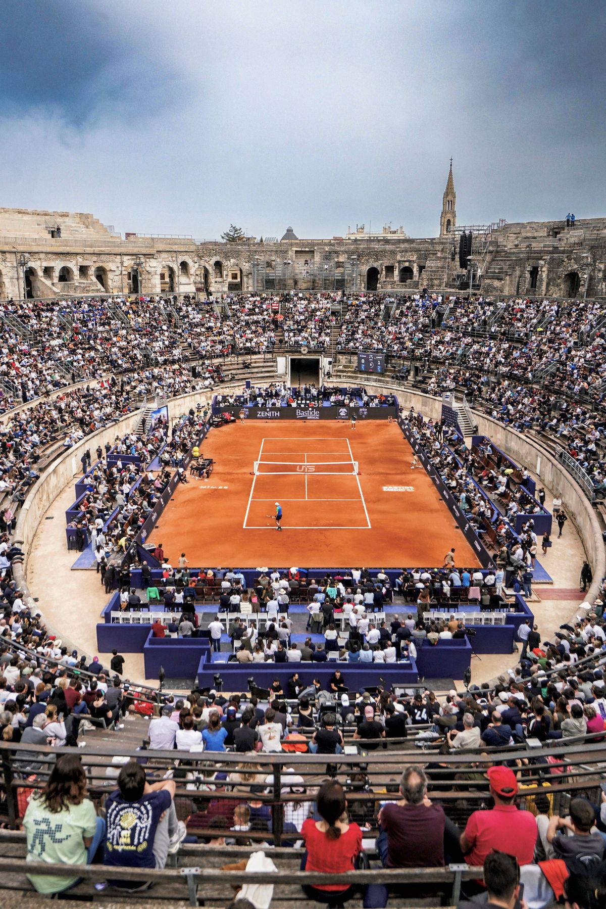Imagini desprinse din filme » Arena veche de 2000 de ani, gazda circuitului deținut de Patrick Mouratoglou