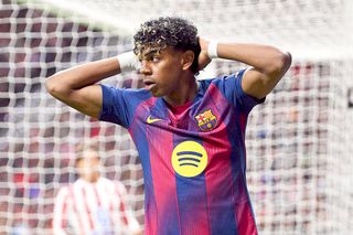 Reacție de neînțeles a lui Lamine Yamal » N-a sărbătorit golul lui „Lewa”, iar asta n-a fost tot