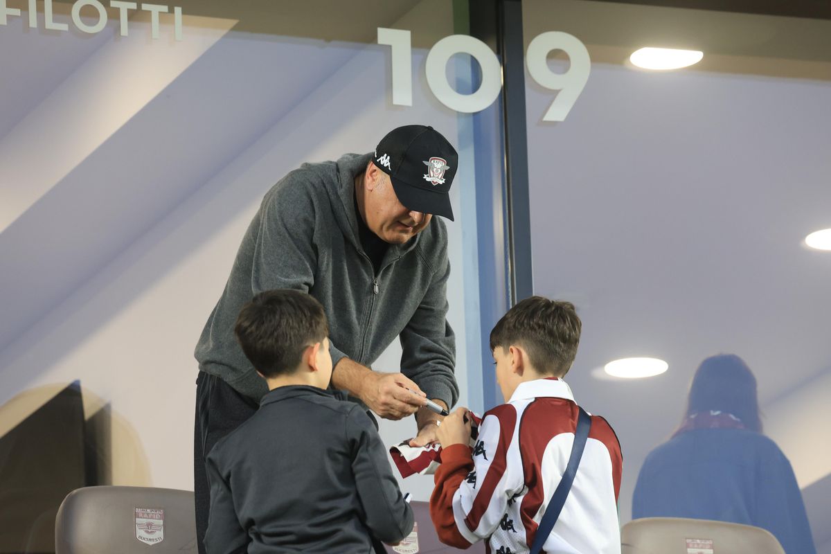 Diana și Dan Șucu în lojile din Giulești