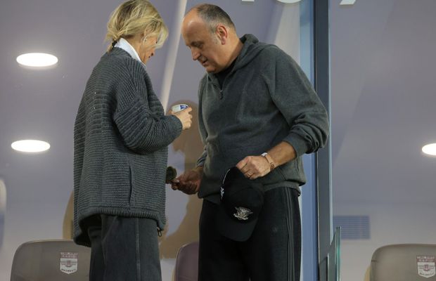 Cum au fost surprinși Dan și Diana Șucu cu câteva minute înainte de Rapid - U Cluj