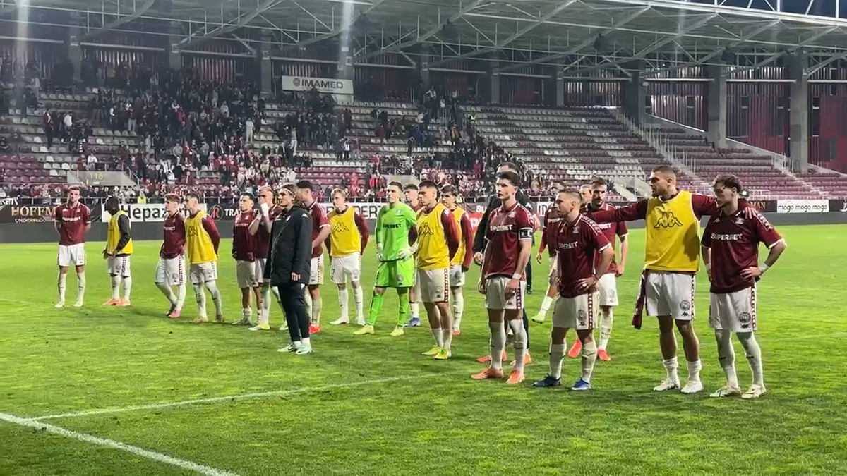 Scandal-monstru în Giulești, după Rapid - U Cluj » Jucătorii au fost înjurați de fani și loviți cu bățul de la tobă!
