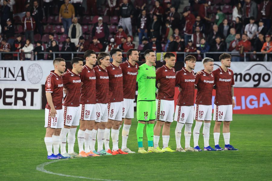 8 detalii de la Rapid - U Cluj » Scandări împotriva Legii 4, gest special pentru Mircea Lucescu + noul „transfer” la primul meci