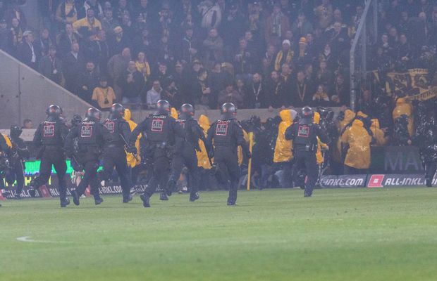 Scandal XXL la Dresda! Ciocniri violente, poliția a intervenit în forță » De la ce a plecat totul