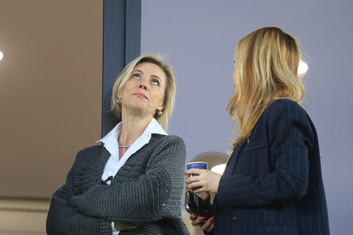 Diana și Dan Șucu în lojile din Giulești