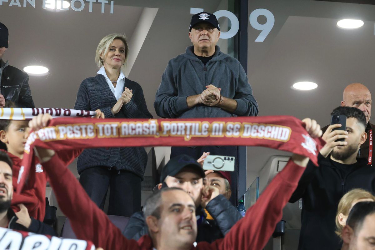 Rapid - U Cluj, imagini de pe teren și din loji