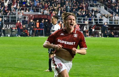 Petrila și Borza s-au distrat cu apărarea Clujului » Gol de excepție marcat de Rapid în derby