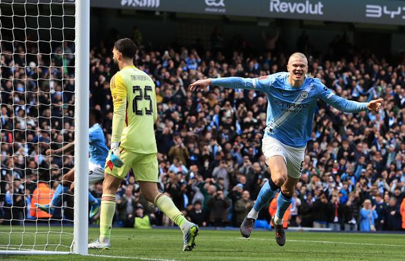 „Ciudat” » Mesajul primit de Erling Haaland pe mingea meciului cu Liverpool