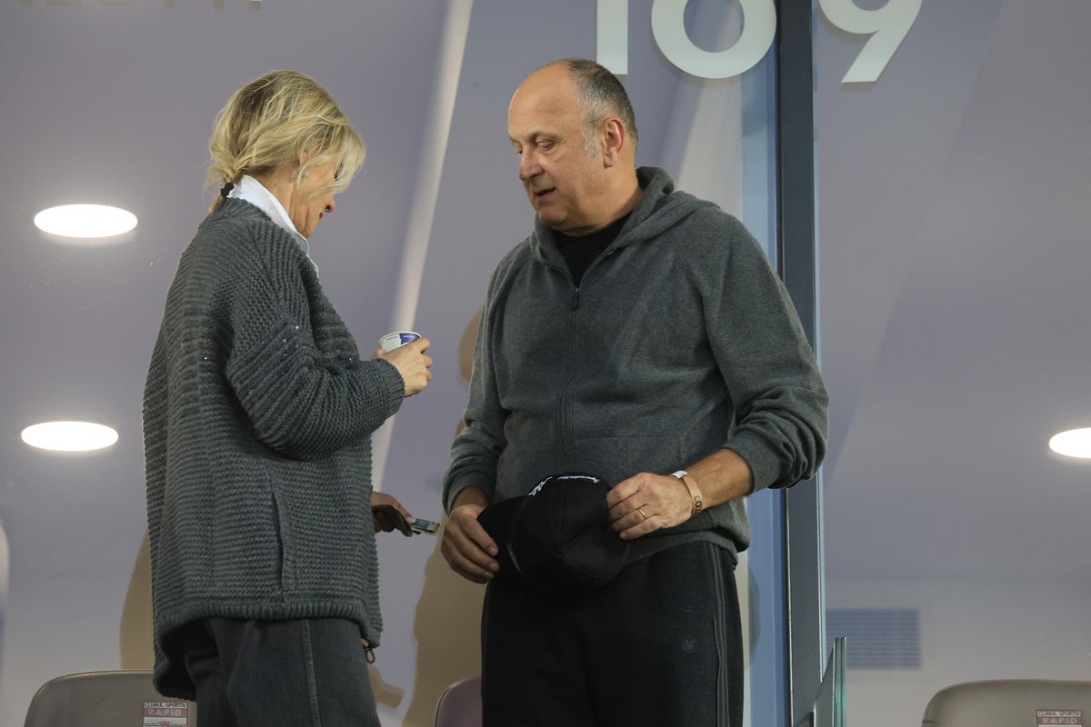 Diana și Dan Șucu în lojile din Giulești