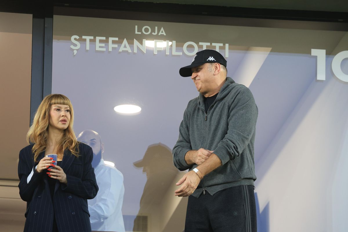 Diana și Dan Șucu în lojile din Giulești