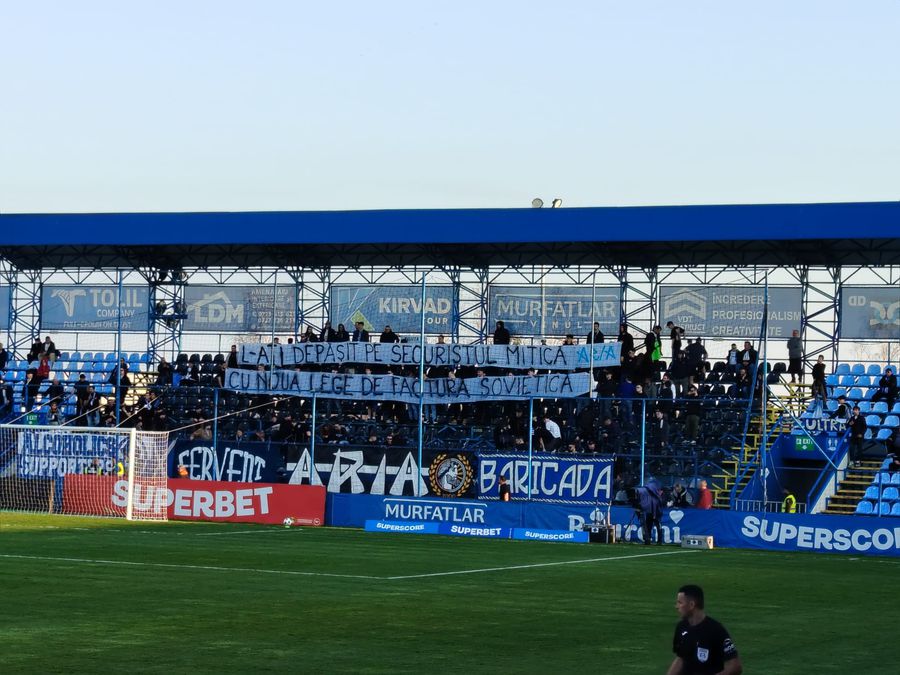 Ce nu s-a văzut la TV în Farul - Slobozia: „Îmi pare rău de Ianis!”