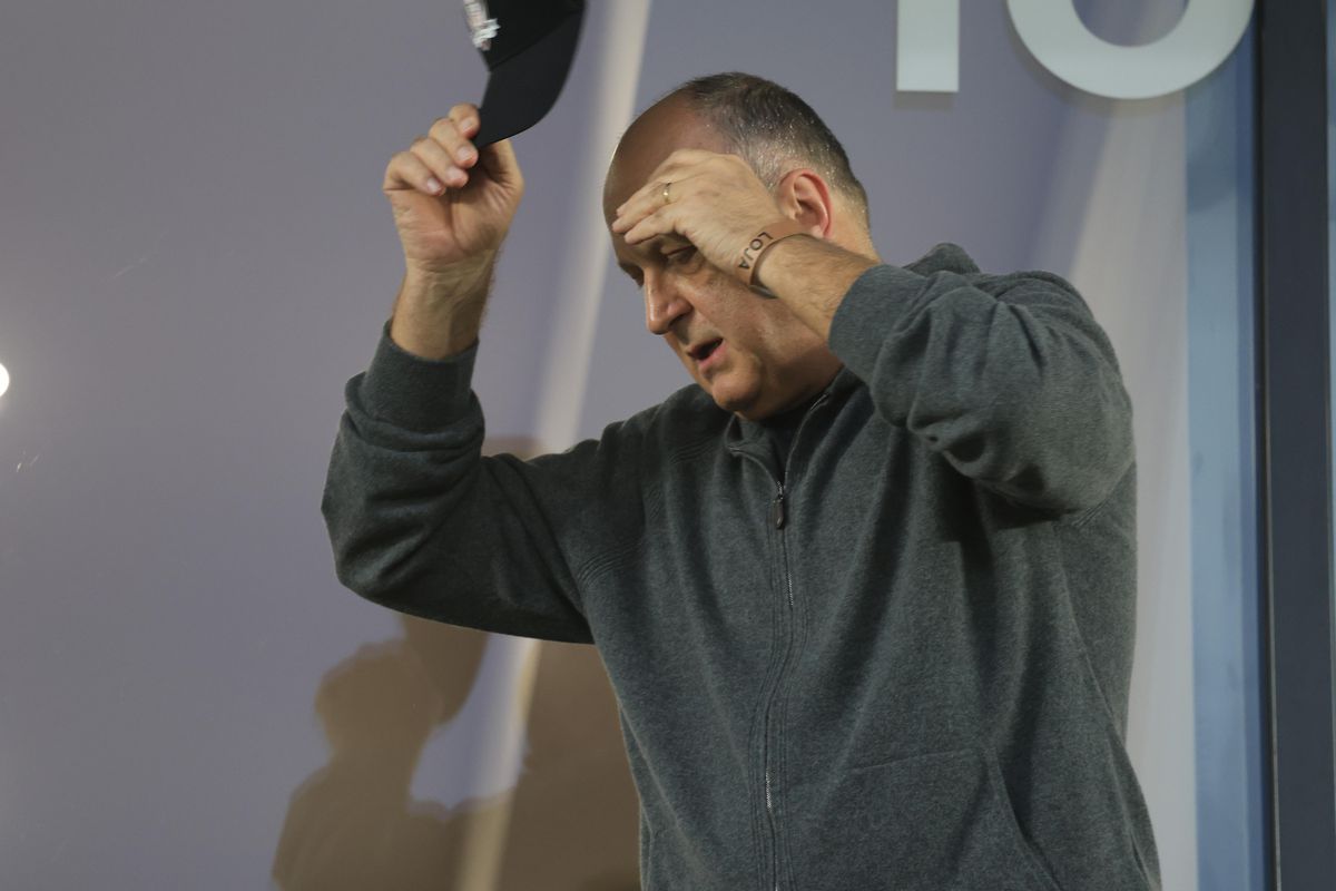 Cum au fost surprinși Dan și Diana Șucu cu câteva minute înainte de Rapid - U Cluj