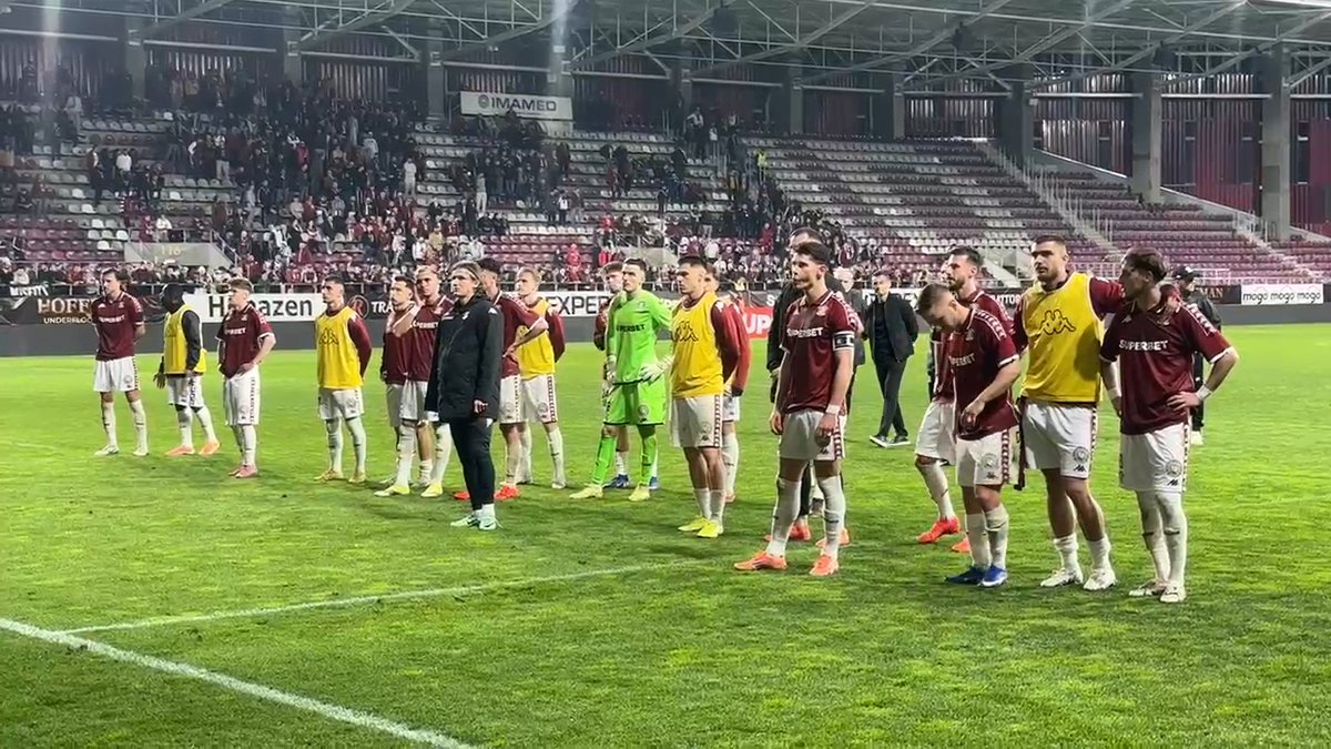 Scandal-monstru în Giulești, după Rapid - U Cluj » Jucătorii au fost înjurați de fani și loviți cu bățul de la tobă!