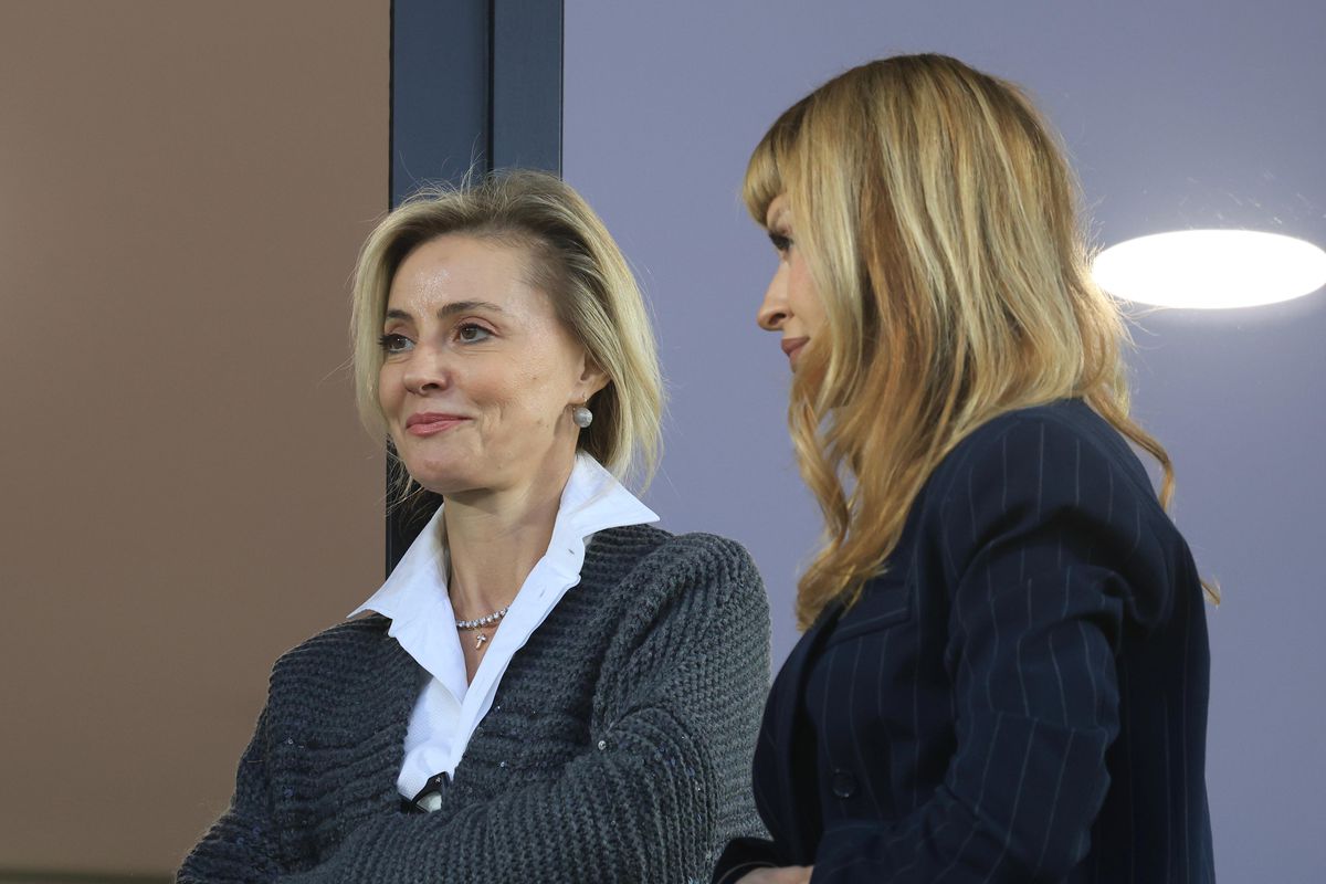 Cum au fost surprinși Dan și Diana Șucu cu câteva minute înainte de Rapid - U Cluj