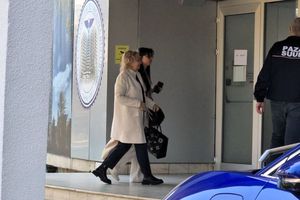 Starea lui Mircea Lucescu s-a înrăutățit! A fost mutat la Terapie Intensivă + Familia antrenorului se strânge la Spitalul Universitar