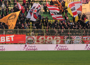 Lovitură în lumea ultras! Peluza Sud Steaua a capturat un banner important din PCH după o urmărire ca în filme