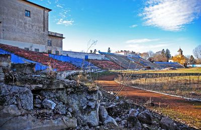 Investigație Libertatea » Noi dezvăluiri despre neregulile de la stadionul din Târgoviște: „Au înnebunit când le-am zis că trebuie demolat tot”