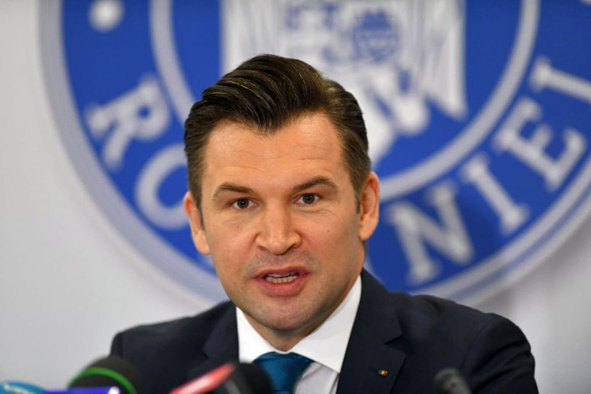 Fotbaliștii din Liga 1 intră de azi în izolare totală » Ionuț Stroe, ministrul Sportului: „Iată ce trebuie să facă un club pentru a reveni la antrenamente”