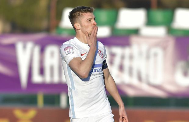 „E momentul ca Tănase să plece!” » FCSB are înlocuitor: „Un fotbalist de națională, încântător”