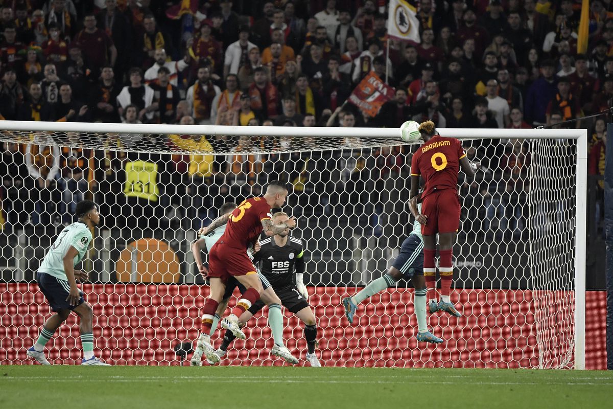 AS Roma și Feyenoord s-au calificat în finala Conference League