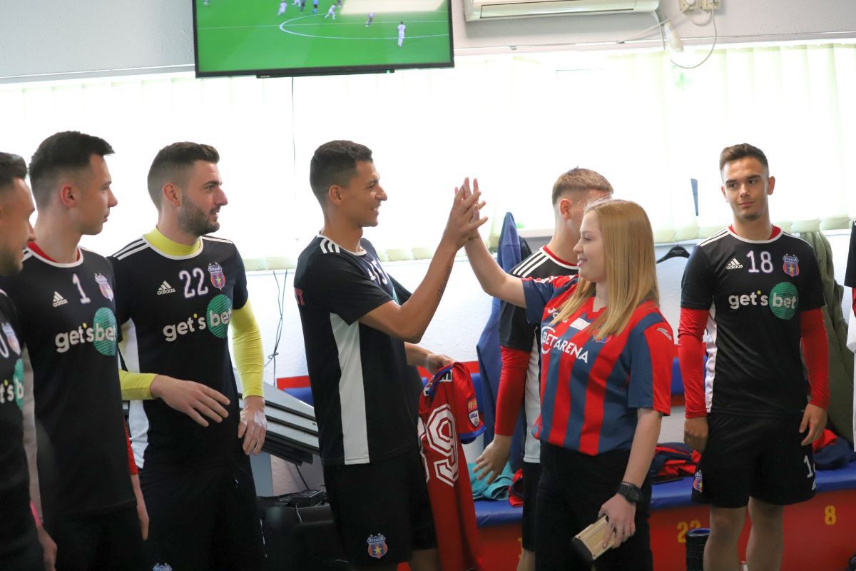 Studenta-ultras care salvează vieți » A sărit din Peluza Sud pentru a-i acorda primul ajutor fotbalistului prăbușit în Ghencea: „Deja îmi pusesem în minte să mă apuc de resuscitare”