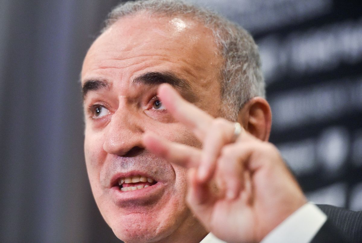 De ce femeile nu sunt la nivelul bărbaților în șah? Răspunsul profund al lui Garry Kasparov