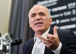 Garry Kasparov, declarat terorist de Vladimir Putin: „O onoare”