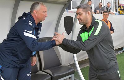 Acord în Liga 1! Clubul a bătut palma cu antrenorul dorit: „Avem o înțelegere. Are toată încrederea noastră”