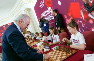 START în Superbet Chess Classic la București! Garry Kasparov: „Când ajung în România, mă gândesc la două performanțe”