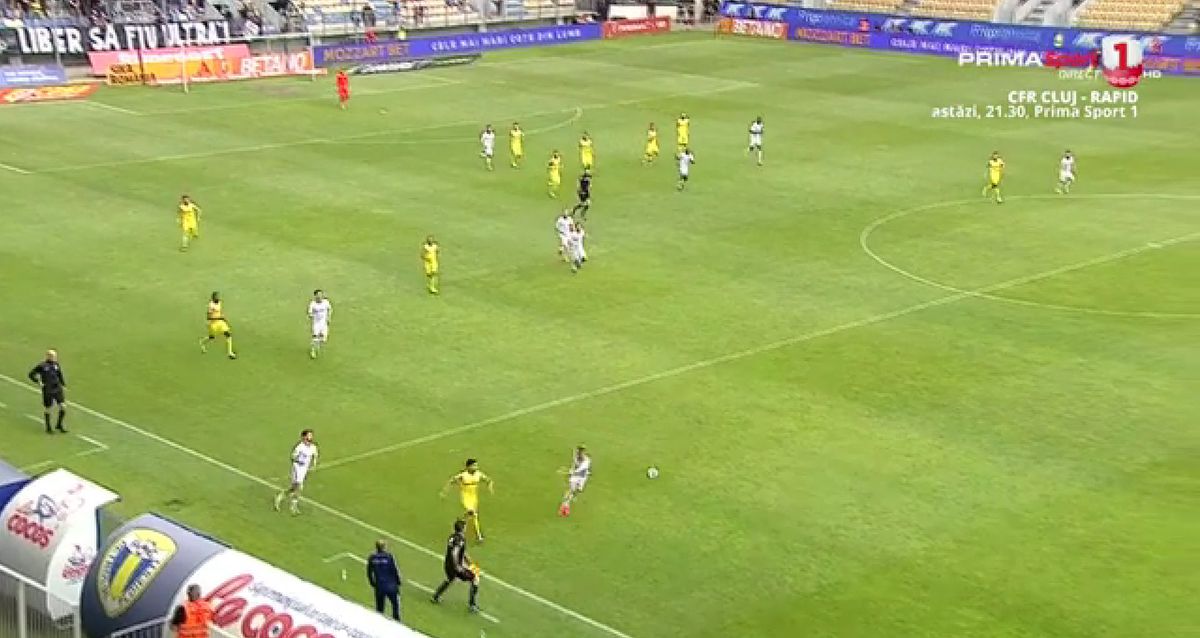 Cadou de Paști! Penalty comic obținut de Petrolul în meciul cu Oțelul » Două greșeli mari în apărarea lui Dorinel Munteanu