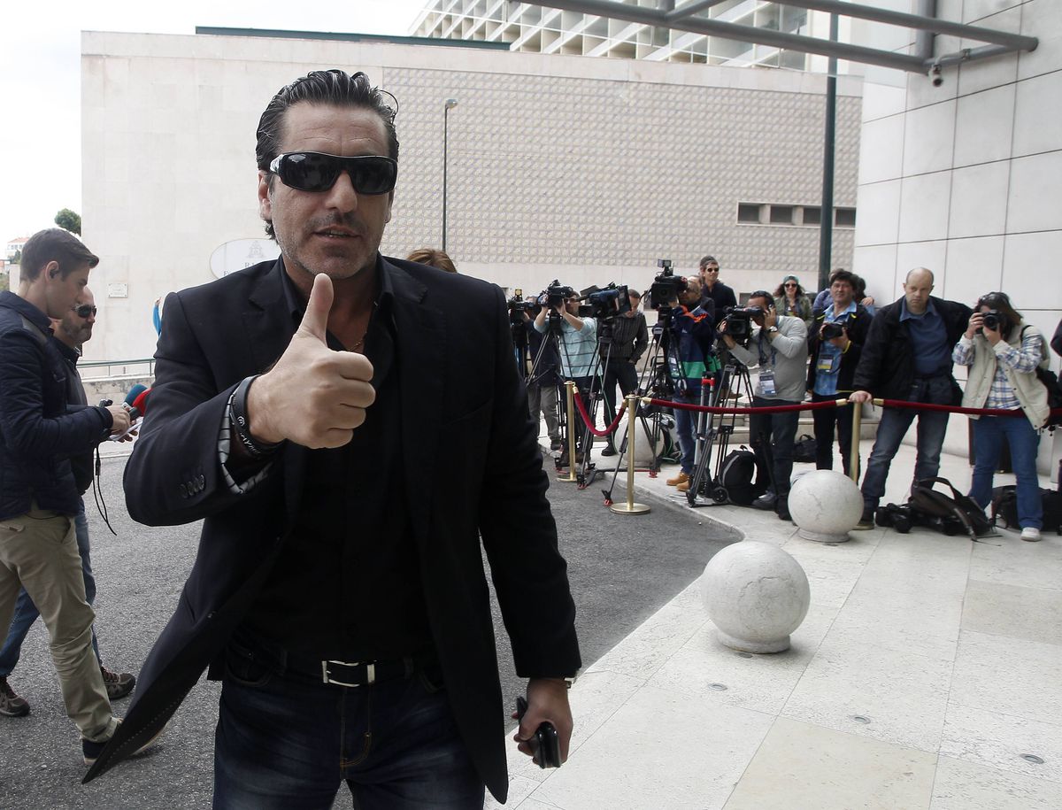 În 1987 termina în fața lui Hagi în cursa pentru Balonul de Aur, acum e agent imobiliar » Și-a schimbat și look-ul: „Samuraiul a plecat în vacanță!”