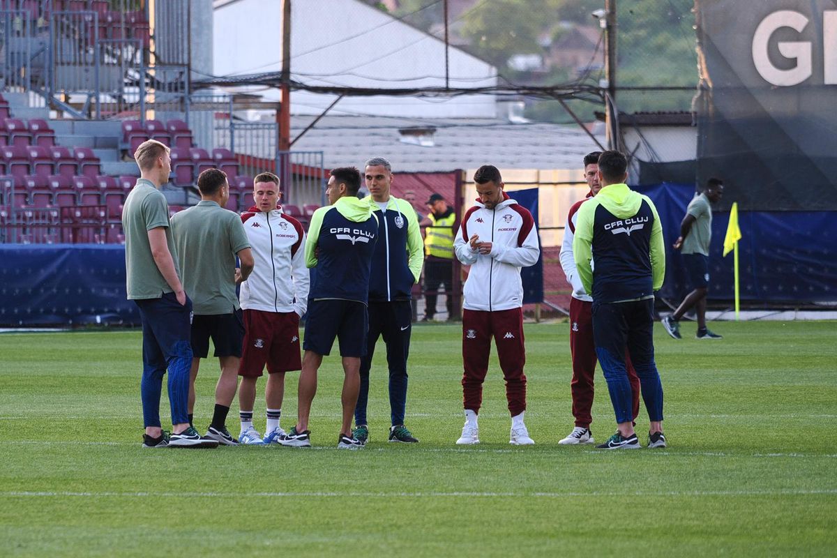CFR Cluj - Rapid, imagini premergătoare meciului