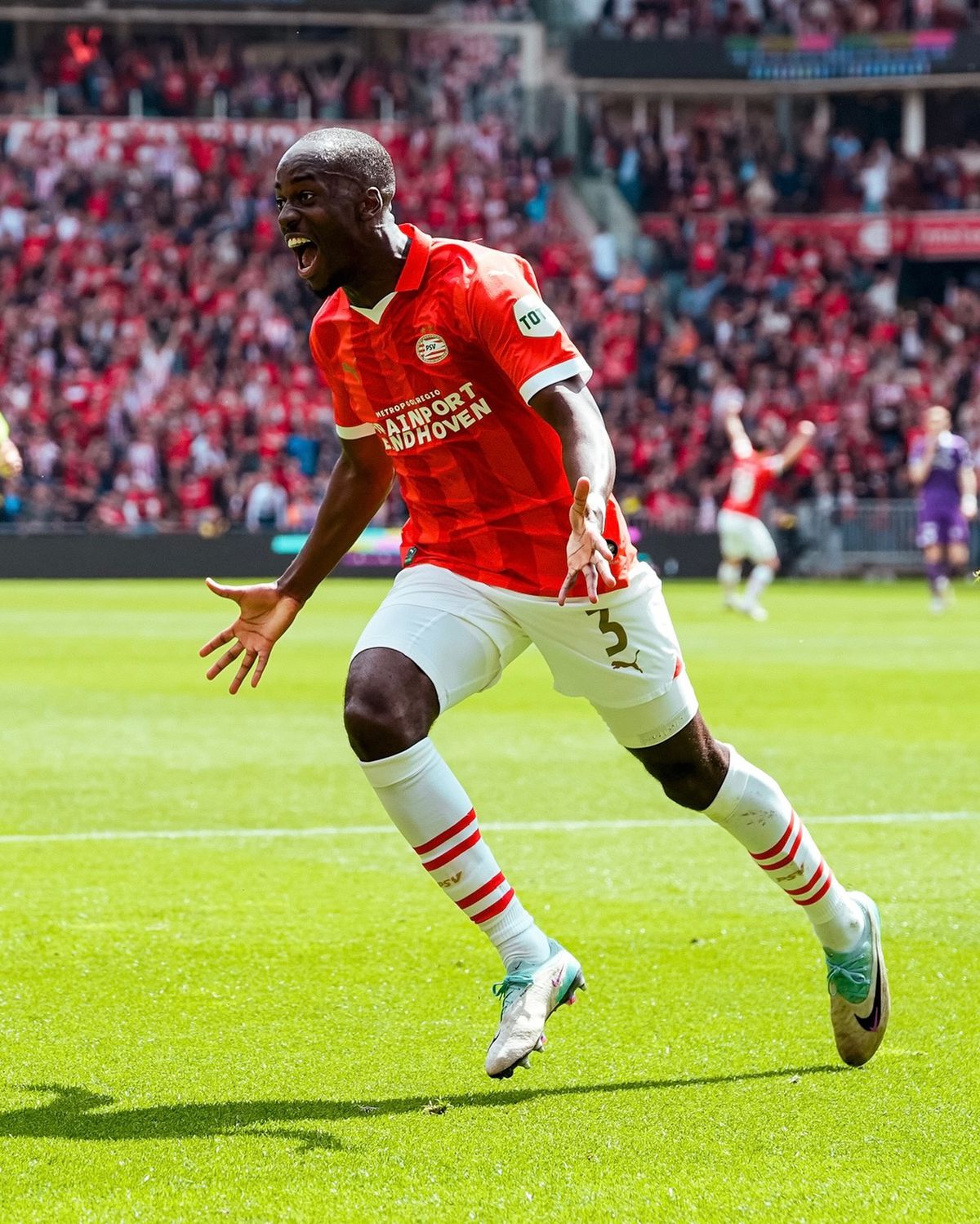 Au invadat străzile orașului! PSV Eindhoven a învins-o pe Sparta Rotterdam și este campioană în Olanda