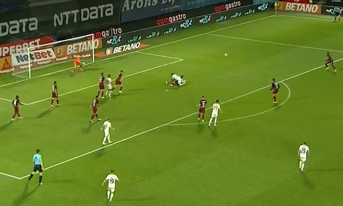 Fază controversată în CFR Cluj - Rapid