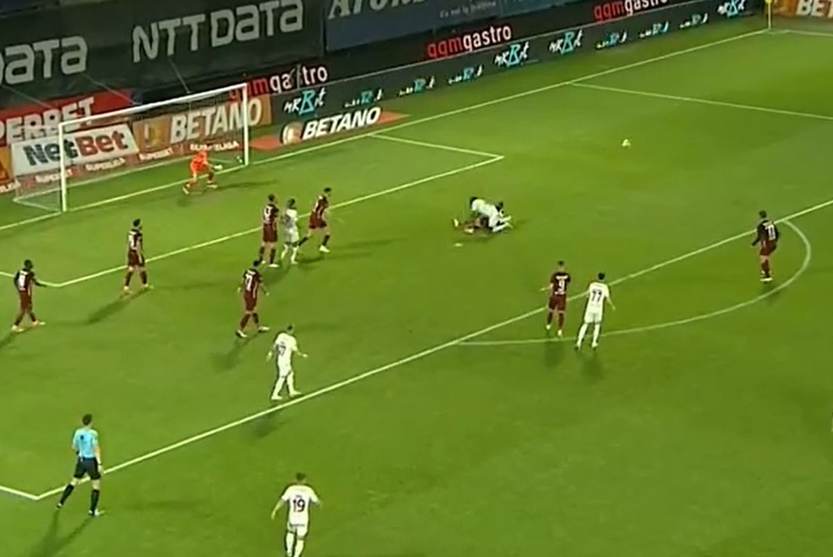 Au cerut penalty chiar în finalul reprizei din CFR Cluj - Rapid » Primul verdict al expertului în arbitraj