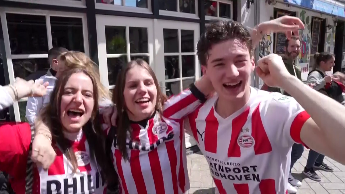 Au invadat străzile orașului! PSV Eindhoven a învins-o pe Sparta Rotterdam și este campioană în Olanda
