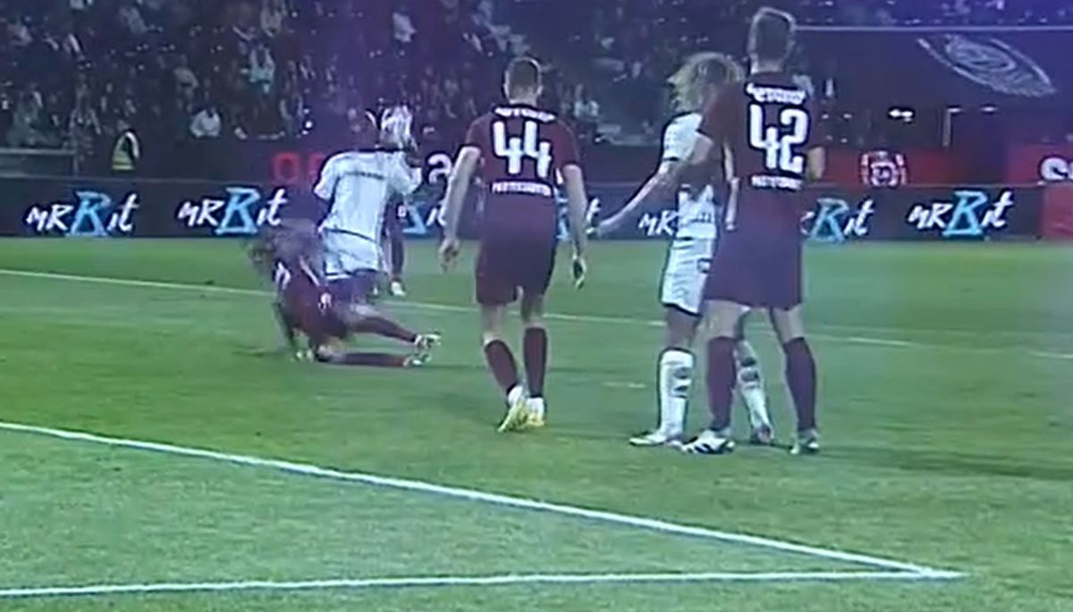Fază controversată în CFR Cluj - Rapid