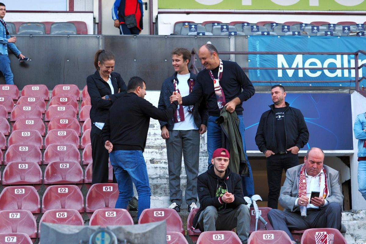 Lui Șucu i-a revenit zâmbetul » Cu cine a apărut în Gruia, înainte de CFR Cluj - Rapid