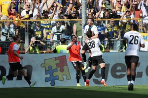Gol de generic creat de Dennis Man pentru Valentin Mihăilă în Parma - Cremonese, 1-1 » Importanța reușitei
