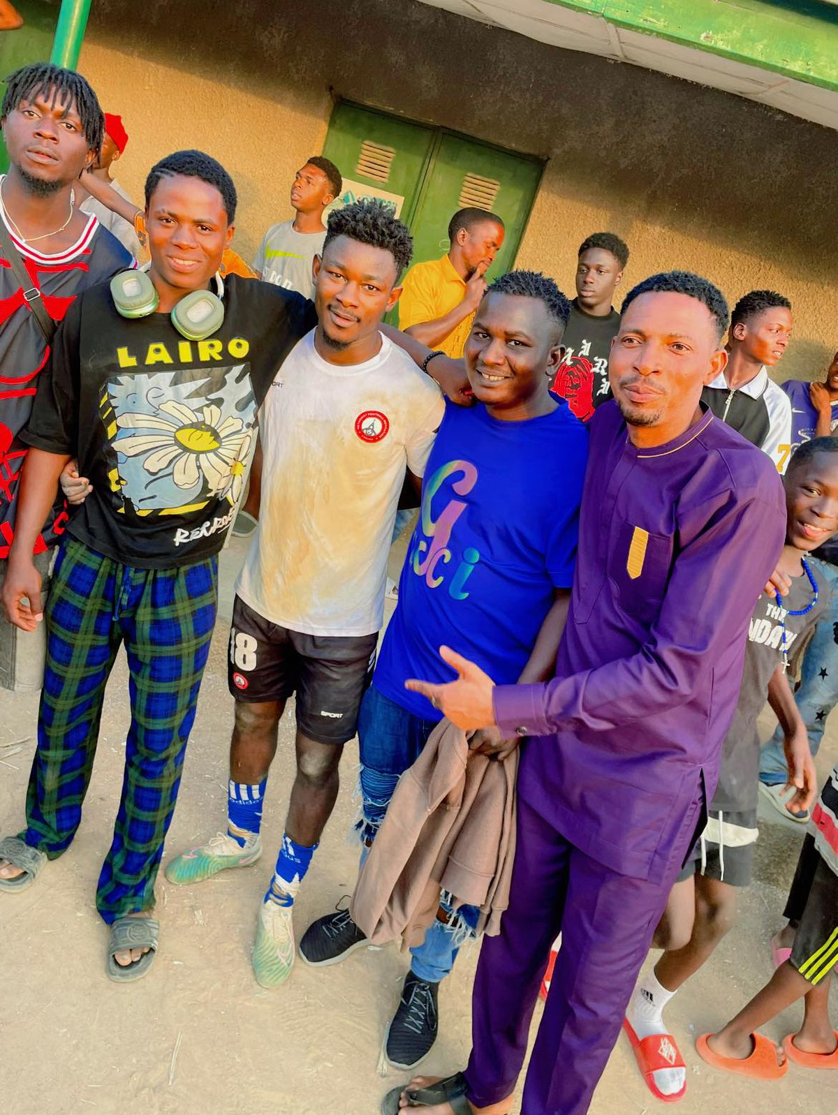 Adams Friday imagini carieră familie