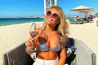 Țeapă cu iubita! Un fotbalist celebru de la Manchester United sau Napoli riscă să piardă milioane din avere, dintr-un motiv neașteptat