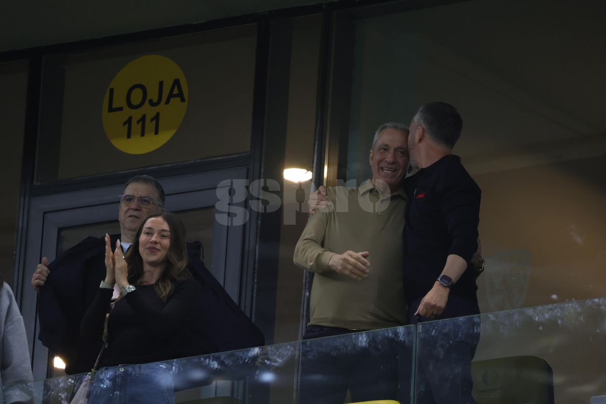 MM Stoica s-a luat de Caparco și Balaj după victoria cu Dinamo: „Așa e când te faci că muncești pe la emisiuni, dar stai acasă să mănânci ouă când echipa ta joacă meci de titlu”