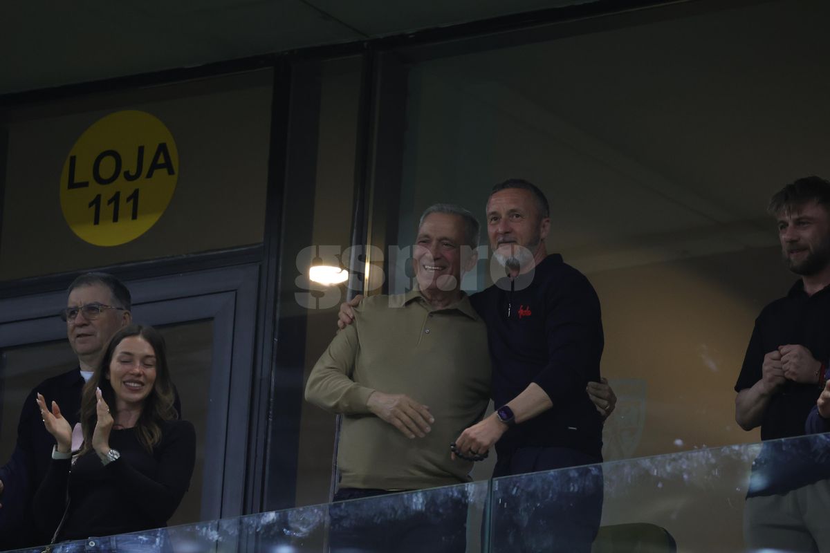 MM Stoica s-a luat de Caparco și Balaj după victoria cu Dinamo: „Așa e când te faci că muncești pe la emisiuni, dar stai acasă să mănânci ouă când echipa ta joacă meci de titlu”