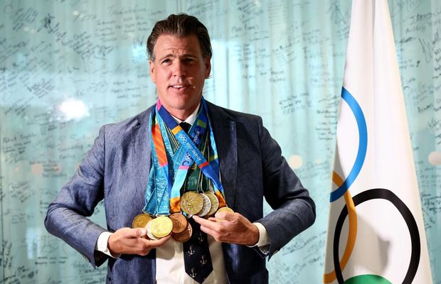 Multiplul campion olimpic la înot are medalii noi, în locul celor pierdute în incendiile din Los Angeles