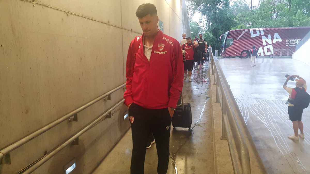 FCSB - Dinamo: sosire echipe