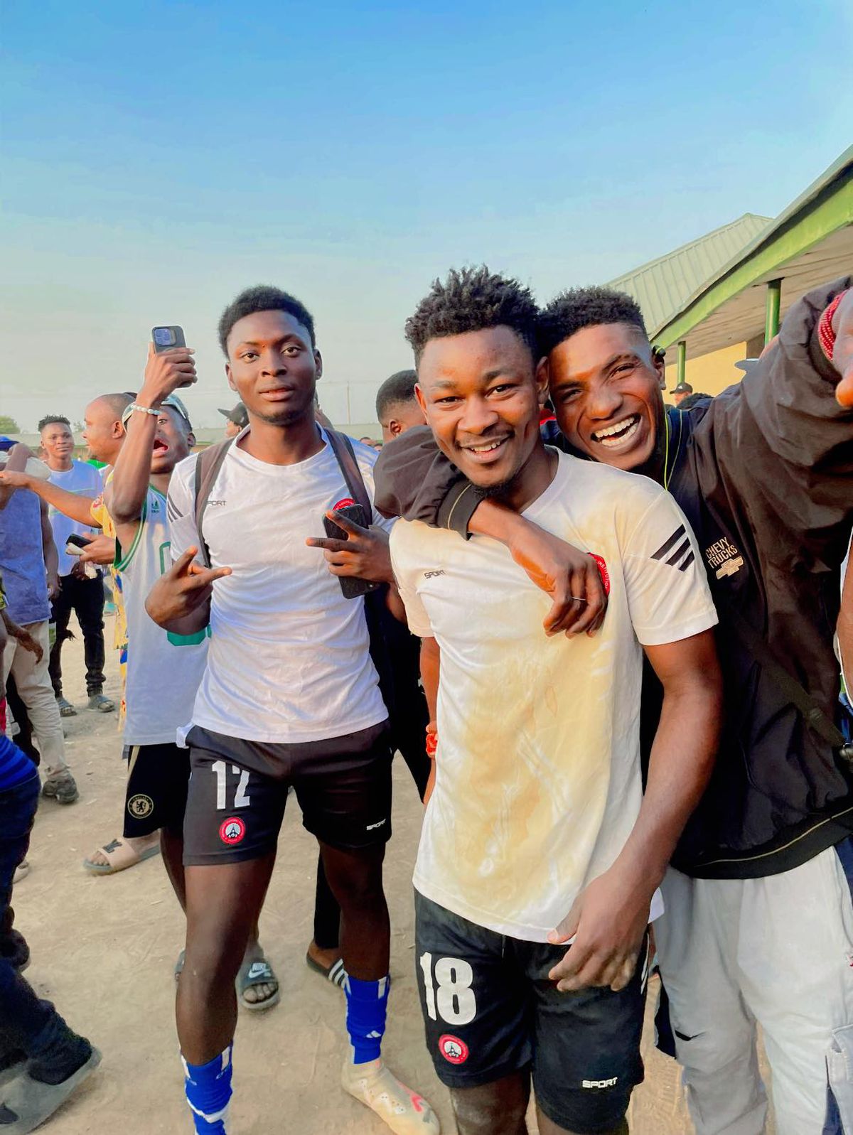 Adams Friday imagini carieră familie