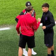 Alexandru Musi, la șuetă cu dinamoviștii, înaintea derby-ului de pe Arena Națională / FOTO: Andrei Crăițoiu (GSP.ro)